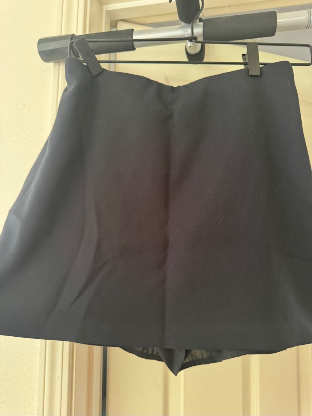 Abercrombie & Fitch Scarlett Mini Skort